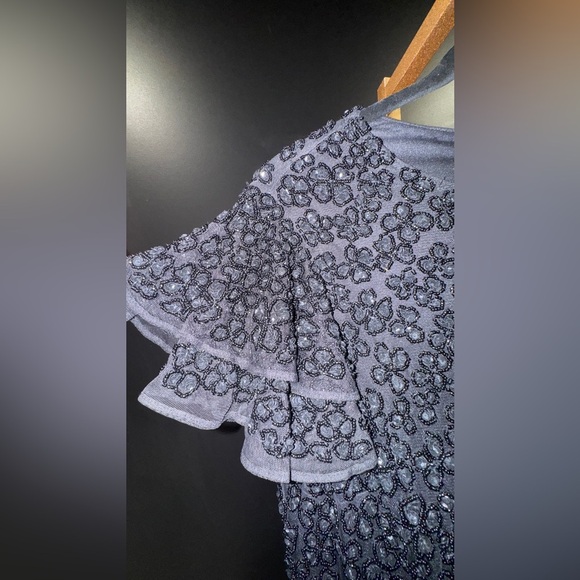 MAC DUGGAL
Black Hand Beaded Flounce Sleeve Midi Dress - Picture 7 of 10